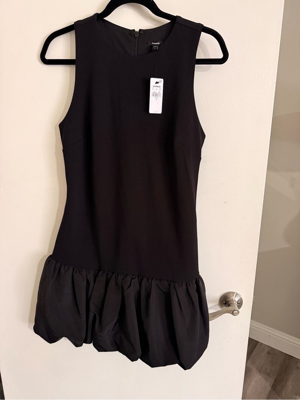 Express Black Sleeveless Bubble Hem Dress